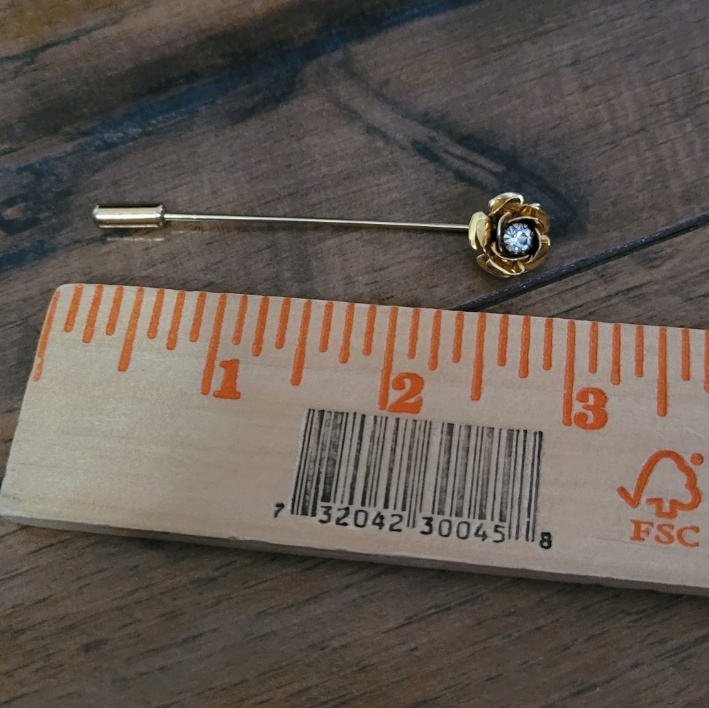Vintage Rhinestone Gold Flower Stick Pin - Picture 3 of 3